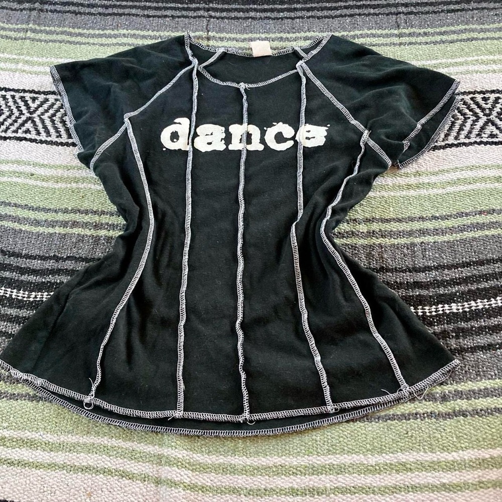 vintage y2k black with contrast stitching dance baby tee
